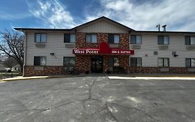 West Point Inn & Suits